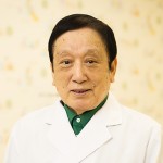 松平小児科院長　松平隆光